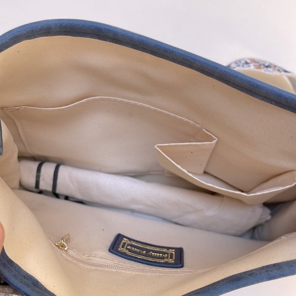 🆕 MILLY KATE Crossbody Bag with Detachable Strap - Picture 6 of 8